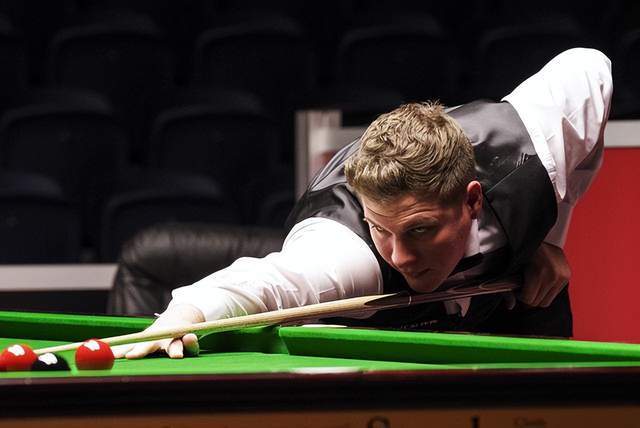 然而在伤病 然而在伤病