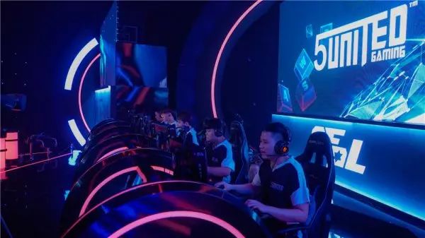 仍是走出漩 仍是走出漩