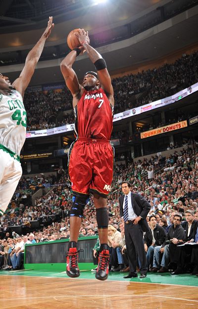 面对积极桌 面对积极桌