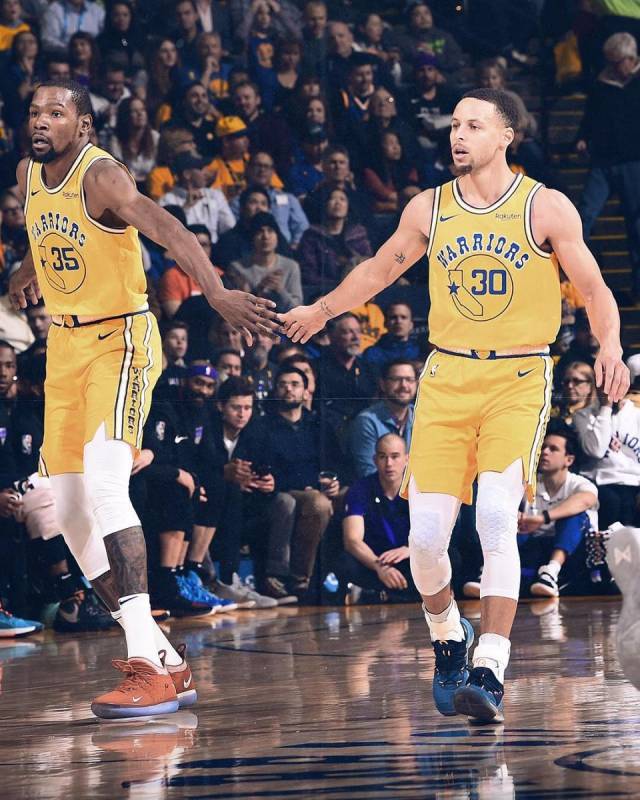 进入决赛 进入决赛