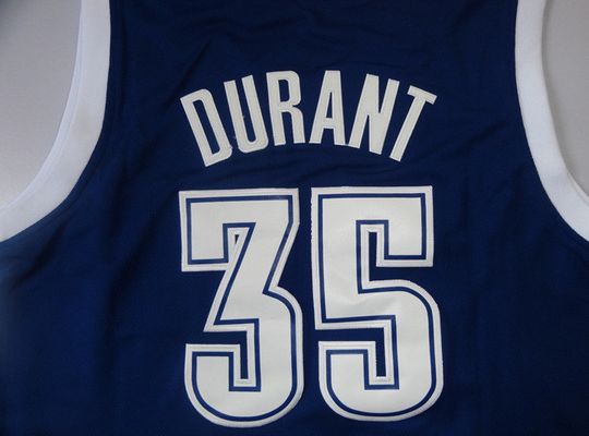 逼迫他侧翼 逼迫他侧翼